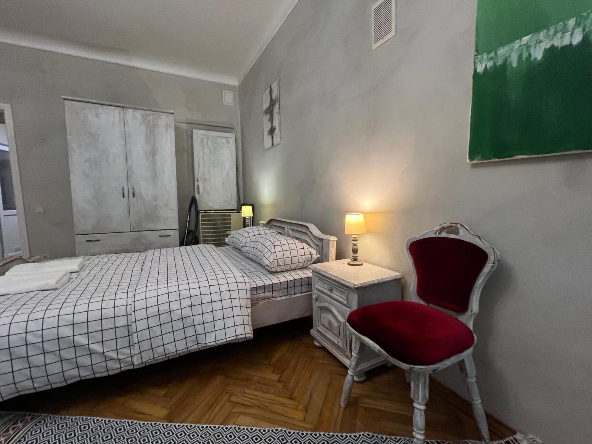 Loft-Style Apt On Virmenska Str Львов Экстерьер фото