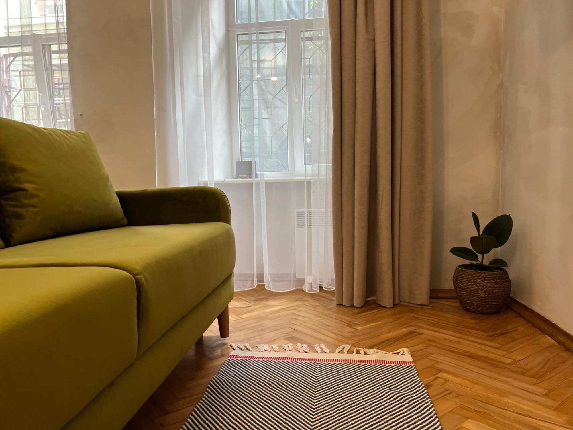 Loft-Style Apt On Virmenska Str Львов Экстерьер фото