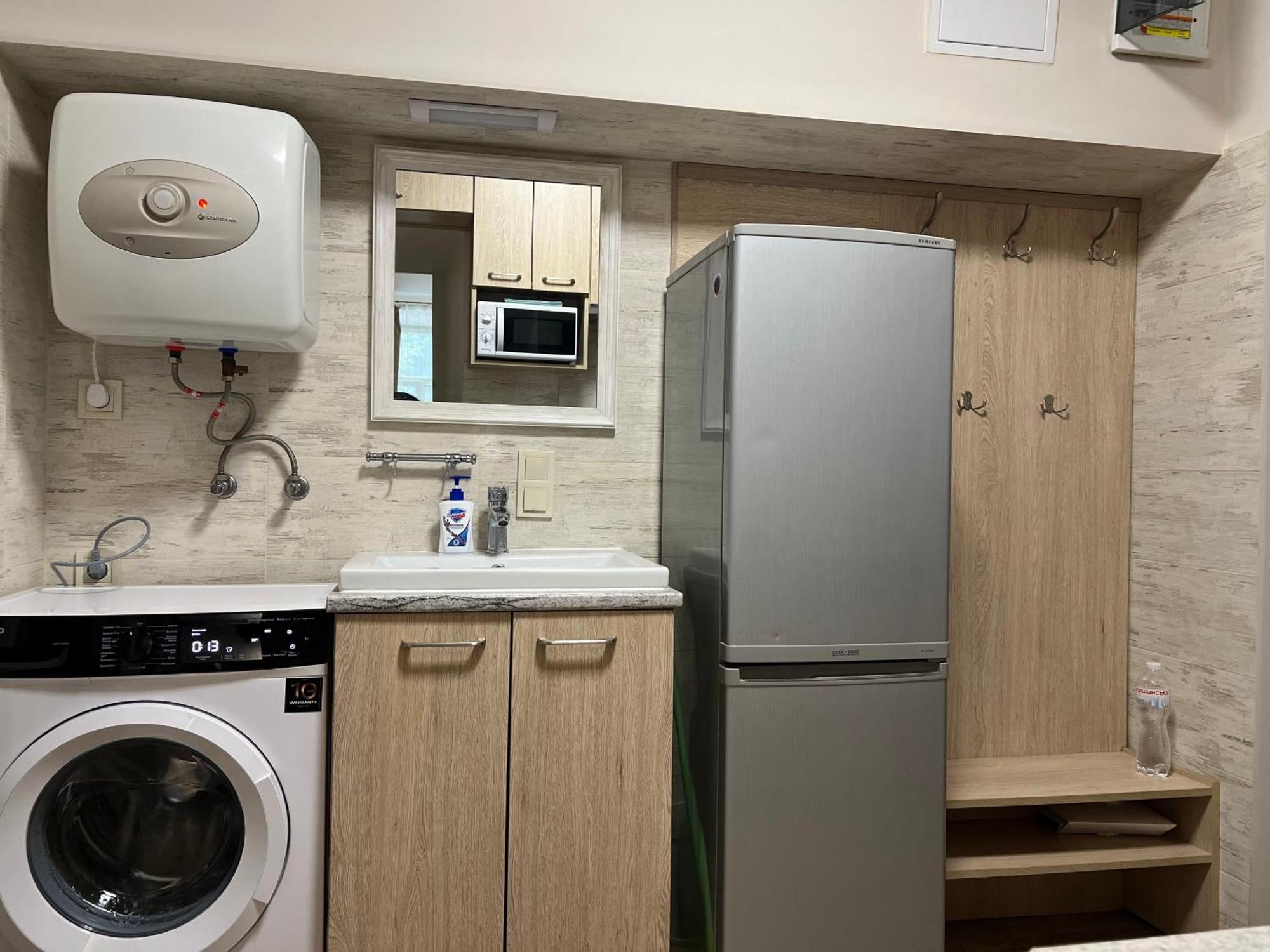 Loft-Style Apt On Virmenska Str Львов Экстерьер фото